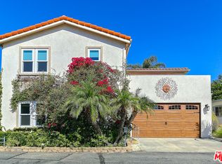 117 Navajo Ln, Topanga, CA 90290