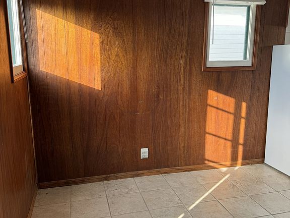4th image of 5075 Niagara Ave APT 13