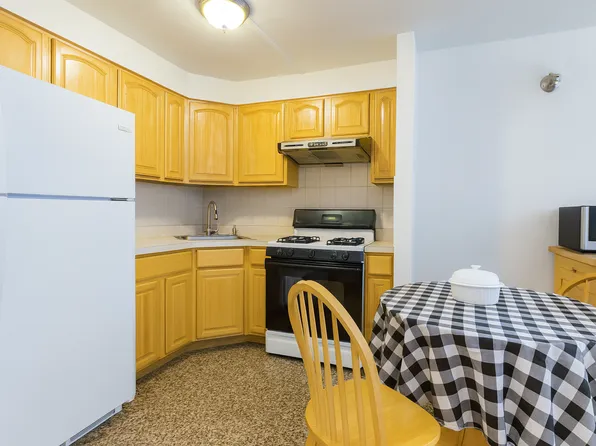 45-08 80th Street image 4 of 6