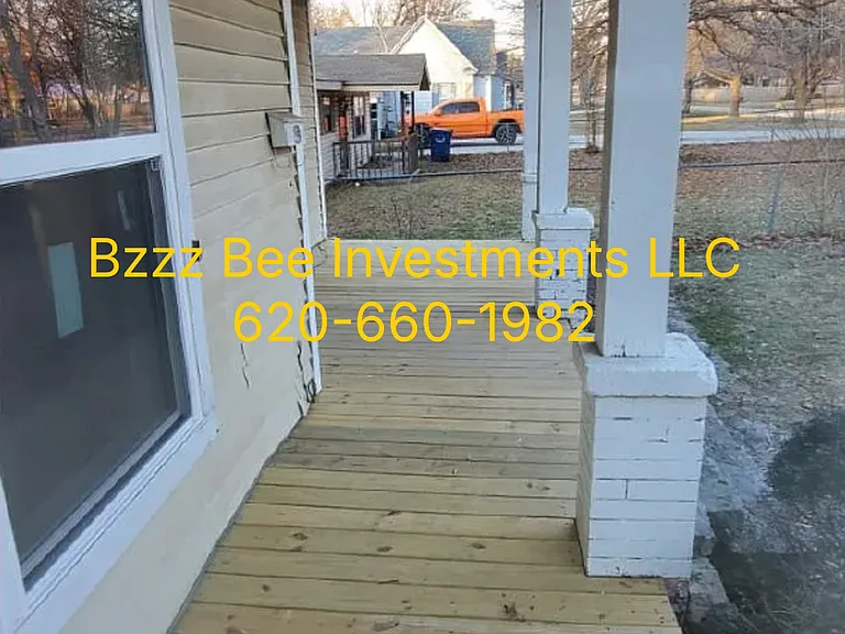 243 S Brewer St — Photo 3