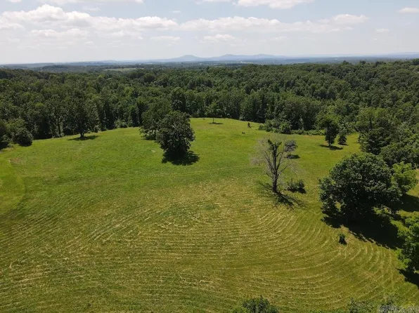 Wooded Hills Rd, Harrison, AR 72601