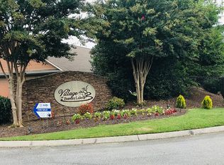 6867 Village Lake Cir, East Ridge, TN 37412