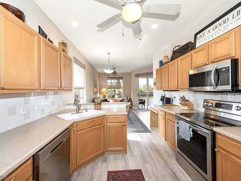 11271 Tamarind Cay Ln #1608 — Photo 13