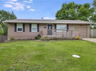 9627 Spring Valley Ct, Kansas City, MO 64134
