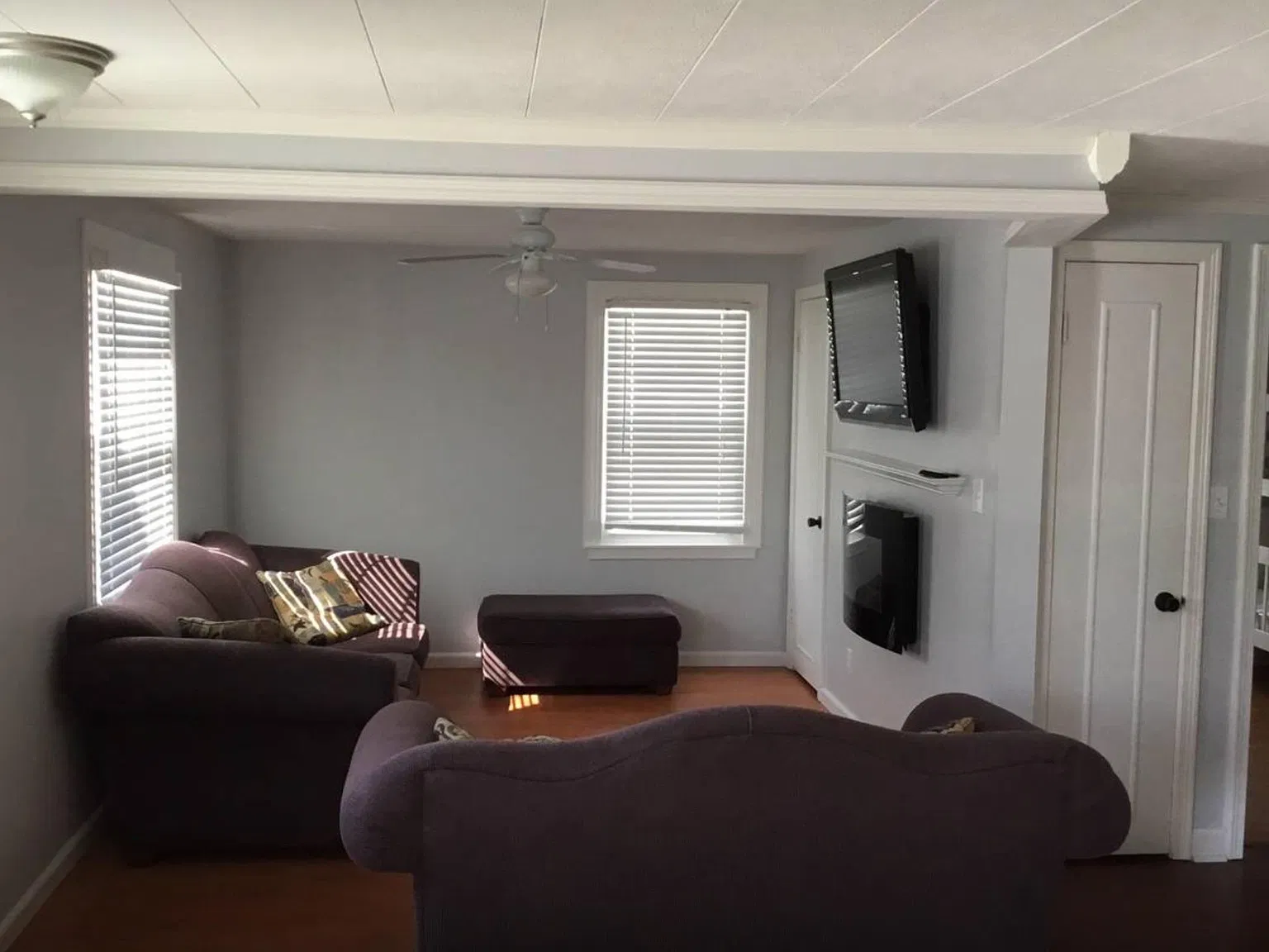2 bed, 1200 sqft, $2,500 — Photo 2