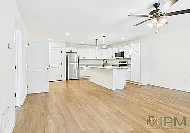 2582 Emma Ln — Photo 3