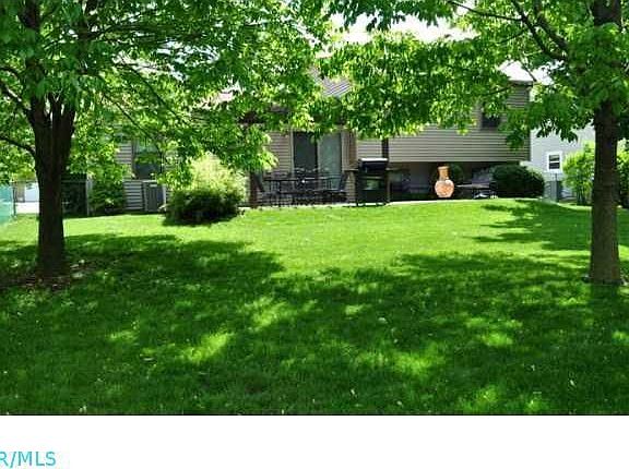 3rd image of 6467 Ponset St