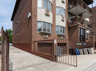 46-12 161st St #3A, Flushing, NY