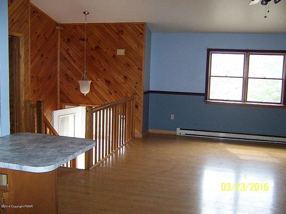 4th image of 13 Penn Forest Dr