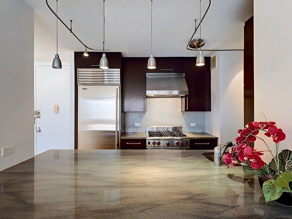 1st image of 404 E 79th St APT 8E