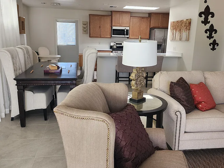 291 S Sky Ranch Rd — Photo 5