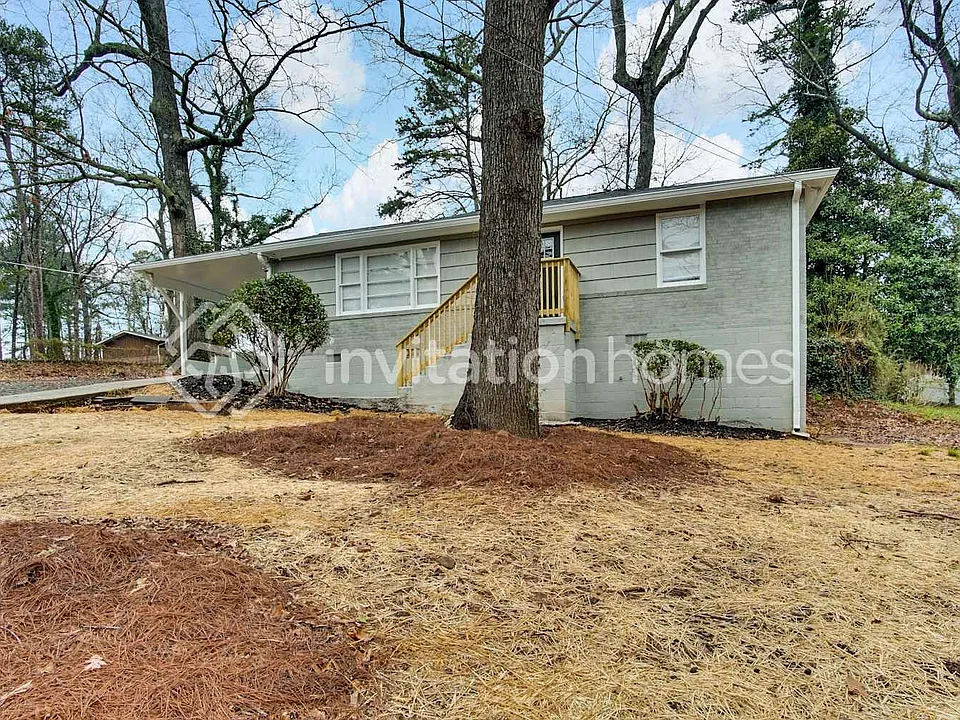 2500 Brentwood Rd