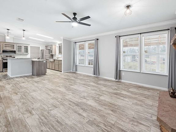 5th image of 15954 184th St