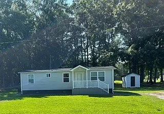 Country Living at 35 Cooper Road — Photo 1