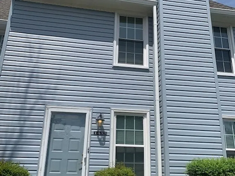 1433 Lake Huron Dr — Photo 2