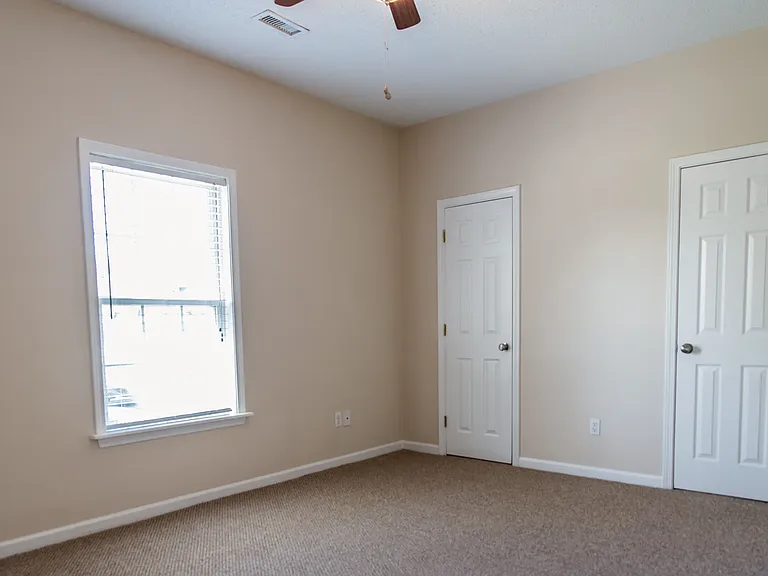 North Landing — Photo 20