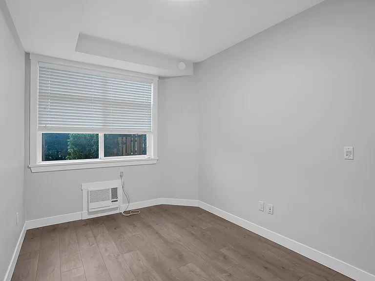 20686 Eastleigh Cres #107 — Photo 14