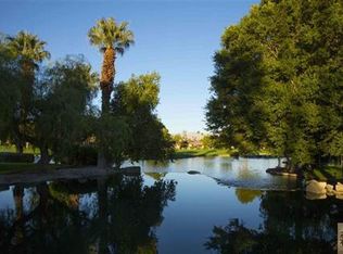 207 Wagon Wheel Rd, Palm Desert, CA 92211