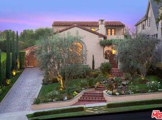 10469 Lindbrook Dr, Los Angeles, CA 90024