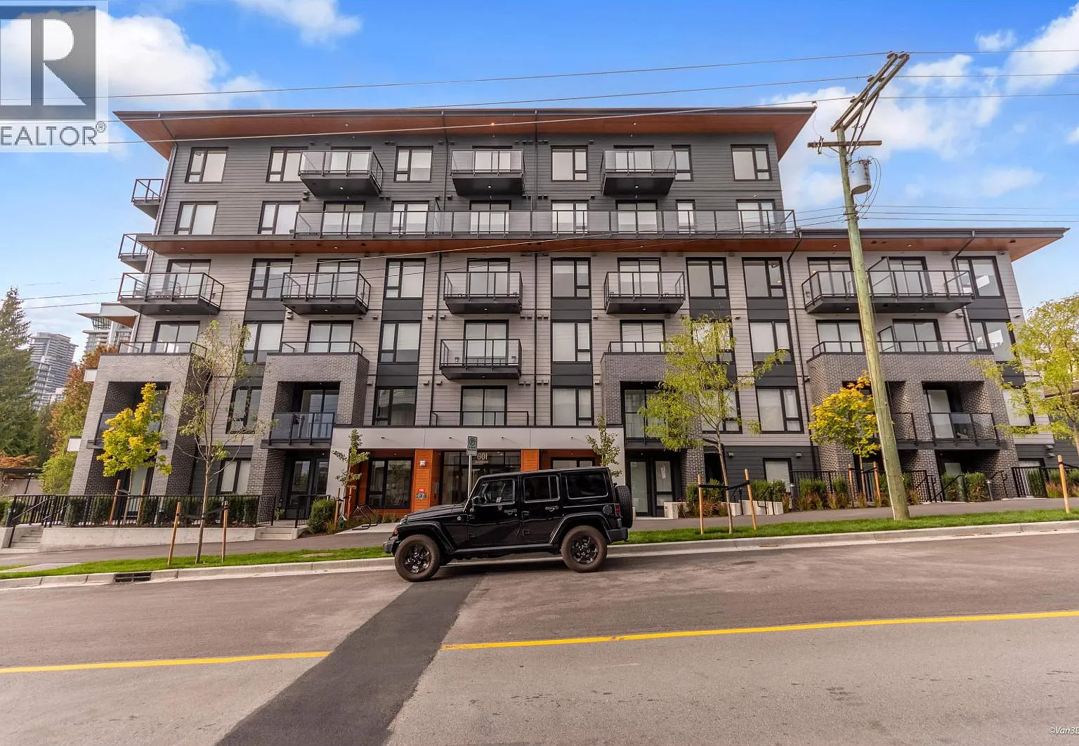 1 bed, 589 sqft, $2,350 — Photo 4