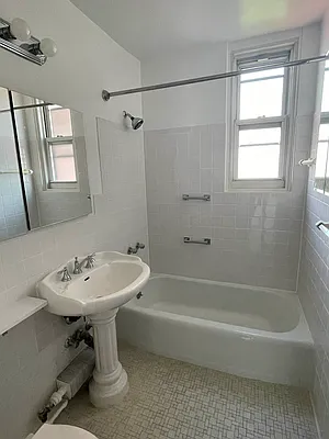 Rented by Oxford Property Group | media 14