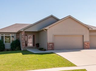 2895 Petersen Ln SE, Rochester, MN 55904