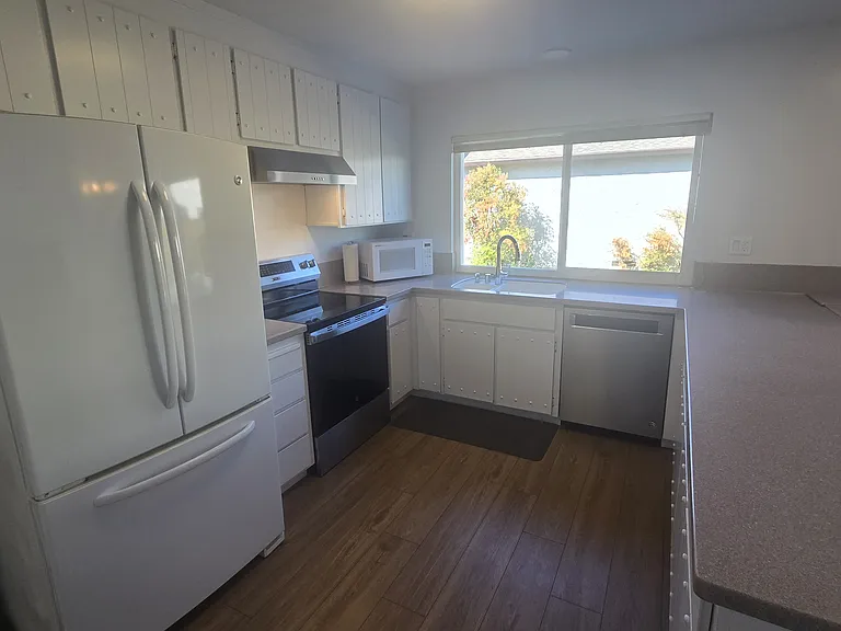 735 Amanda Dr — Photo 12
