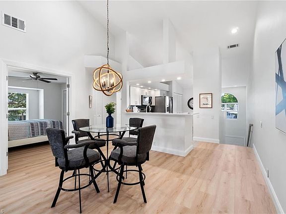 4th image of 3890 Leeward Passage CT #204