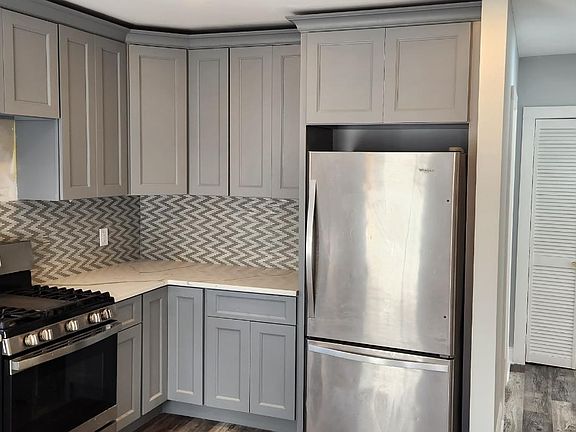 4th image of 358 Woodland Rd #2