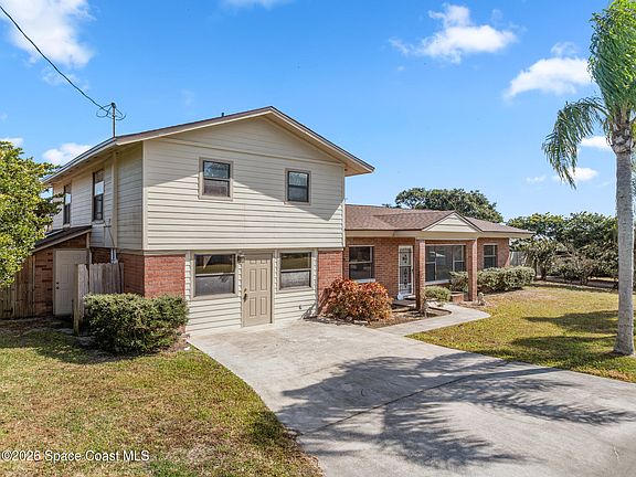 4th image of 825 Mallard Rd