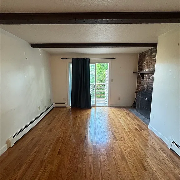 23 State St #4 — Photo 6
