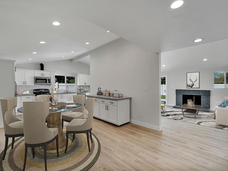 1st image of 20875 Miranda St