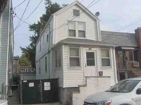 6015 78th Ave, Ridgewood, NY 11385