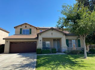 10611 Vista Bonita Dr, Bakersfield, CA 93311