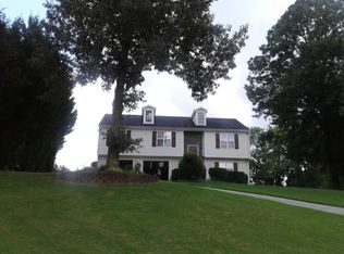 4010 River Garden Cir, Covington, GA 30016