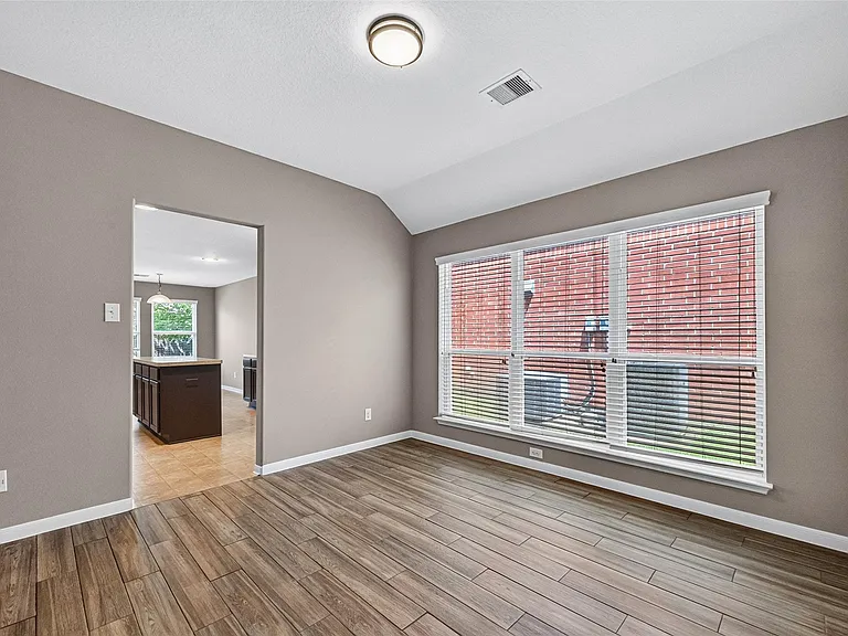 4915 Ibis Lake Ct — Photo 9