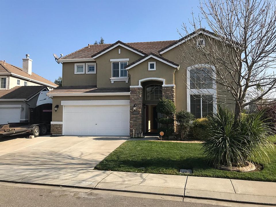 2nd image of 4104 Family Ln