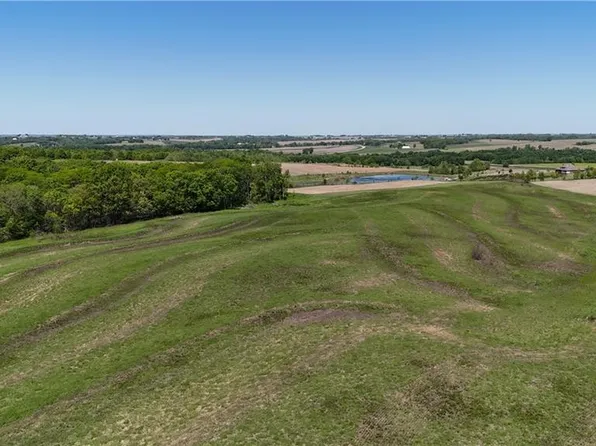 SE Spring Holler Rd, Easton, MO 64443