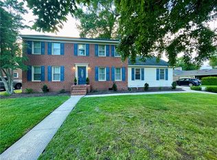 3208 Shadyside Ln, Chesapeake, VA 23321