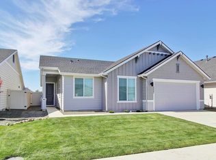 2227 N Desert Lily Ave, Star, ID 83669