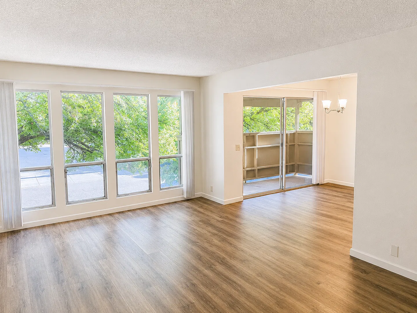 2 Bedroom walking distance to Chico State! — Photo 3