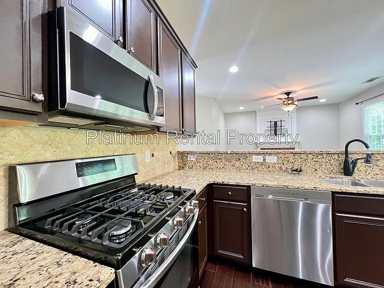 2980 Highland Pass — Photo 11