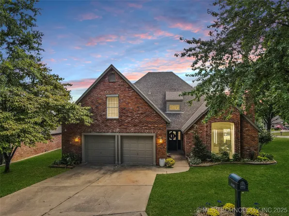 5102 E 86th Pl, Tulsa, OK 74137