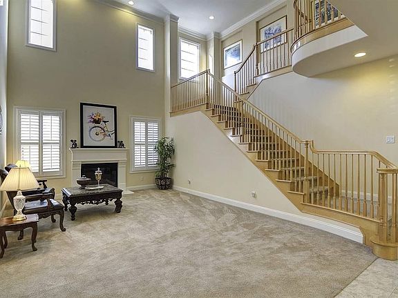 5th image of 5638 Signal Hill Dr