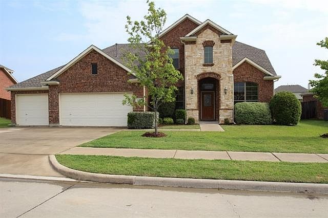 1st image of 1513 Lakeway Dr