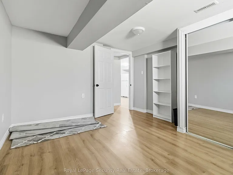 3372 Fellmore Dr #BASEMENT — Photo 26