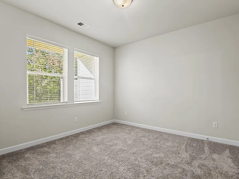 9413 Sun Fountain Dr — Photo 2