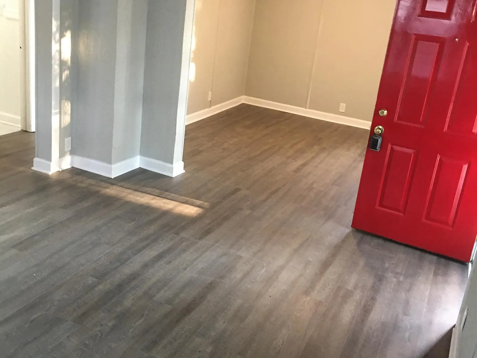 14643 Millard Ave — Photo 3