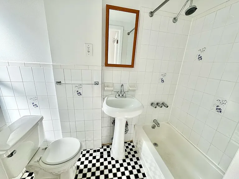 79 Thompson St #2 — Photo 12