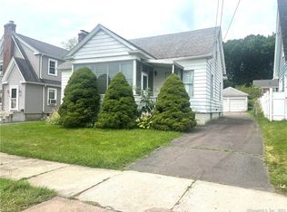 379 Campfield Ave, Hartford, CT 06114